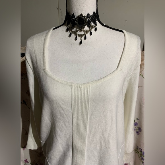 Dressbarn White Sweater - Picture 5 of 9